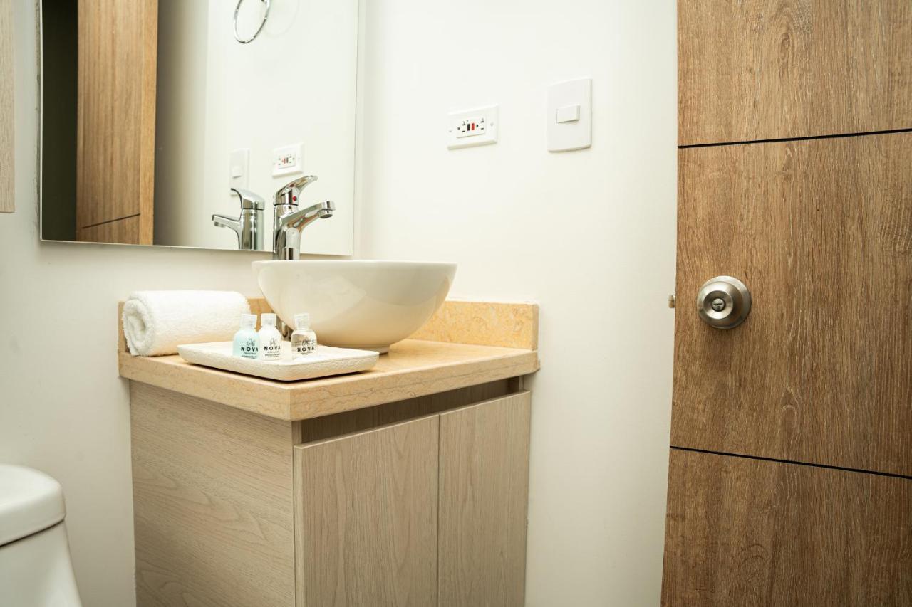 Nova Apartments Cabrera 85-12 Богота Екстериор снимка